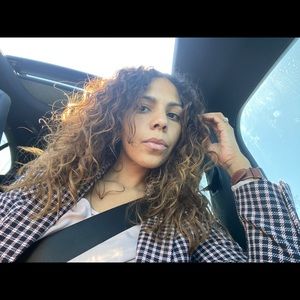 Meet your Posher, Shakiyla